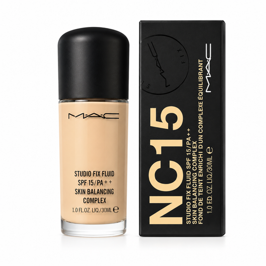 MAC Liquid Foundation NC15